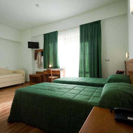 Hotel Donnini Asyż Zewnętrze zdjęcie