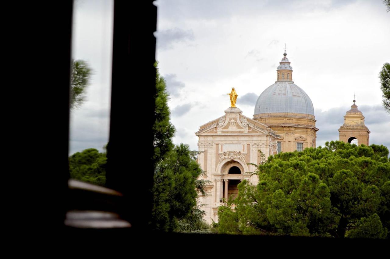 Hotel Donnini Asyż Zewnętrze zdjęcie