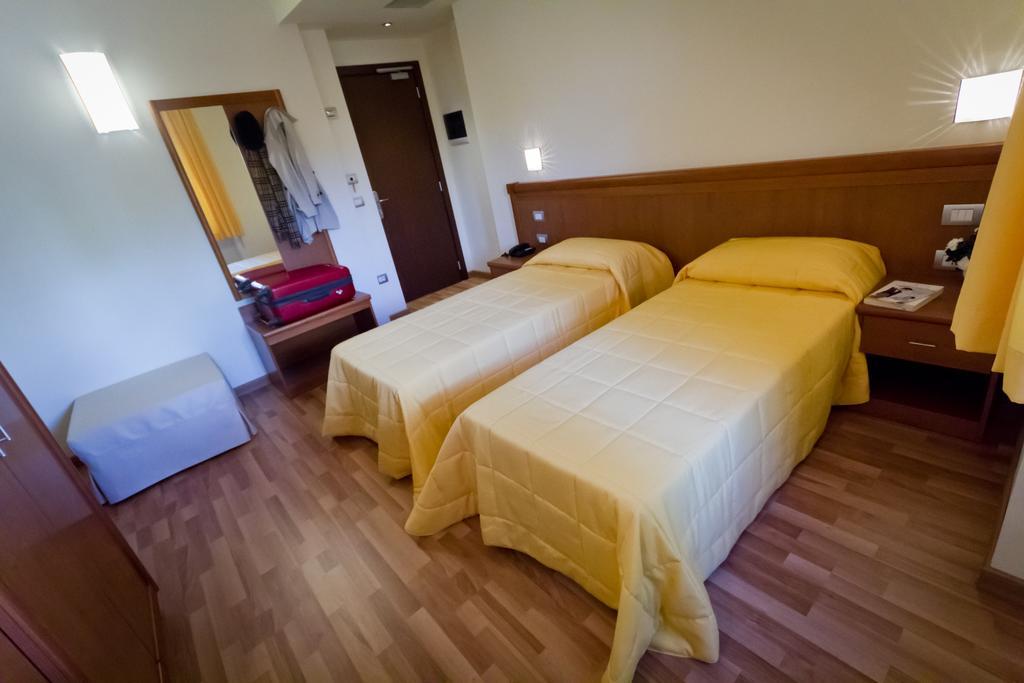 Hotel Donnini Asyż Pokój zdjęcie