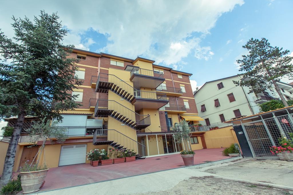 Hotel Donnini Asyż Zewnętrze zdjęcie